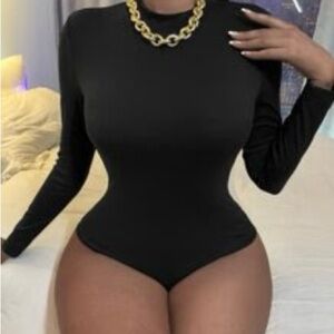 Fitted Black Long Sleeve Bodysuit